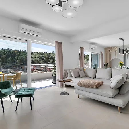 Apartment Luxury Nugal- Heated Pool Makarska