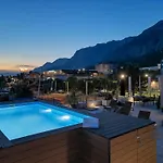 شقة Luxury Nugal- Heated Pool